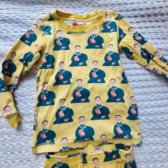 Ruth Bader Ginsburg PICCOLINA PJs - Size 7 - SOLD OUT EVERYWHERE! 💚SALE 3/$25 - Picture 2 of 4